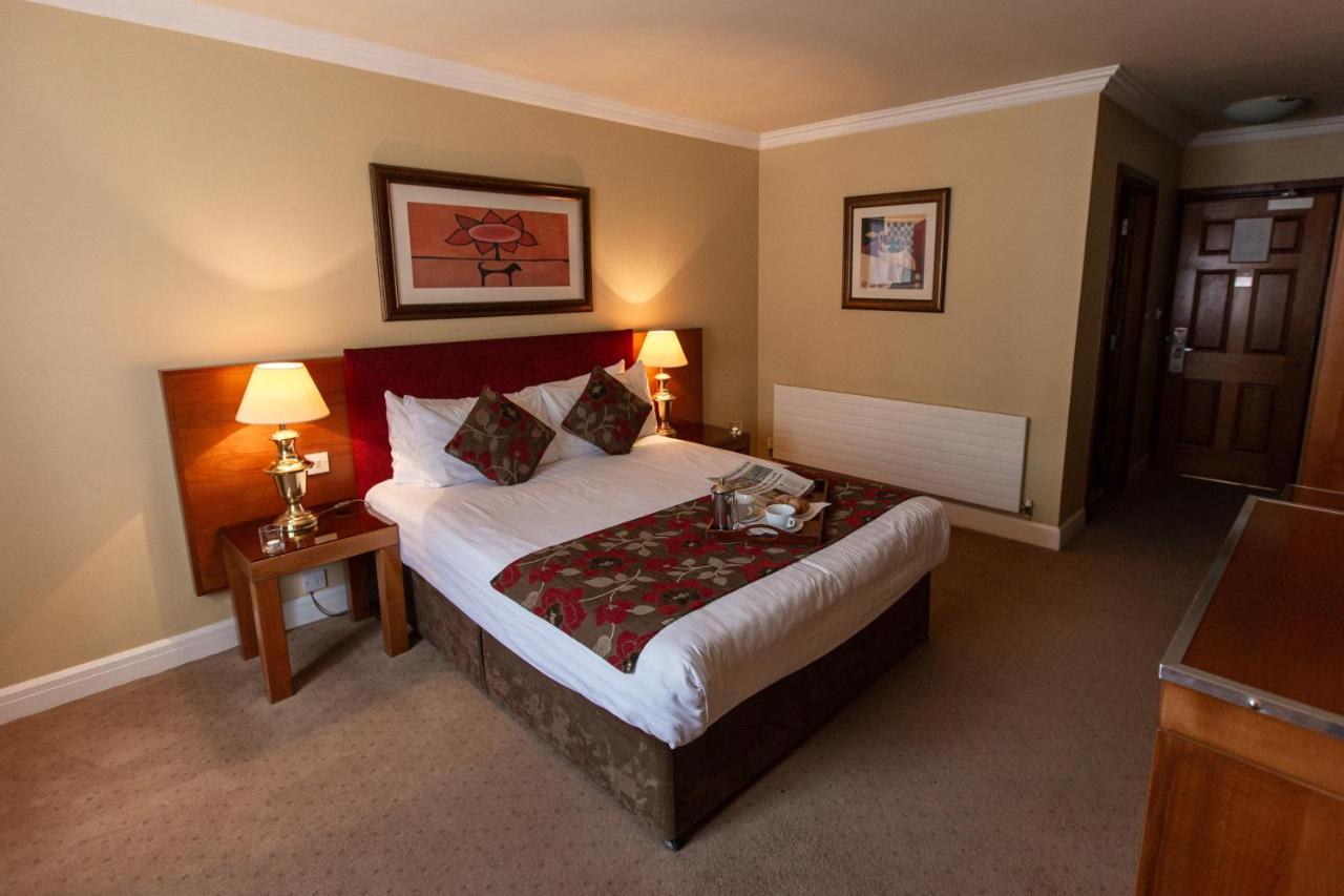 Hamlet Court Hotel Johnstown Bridge Luaran gambar