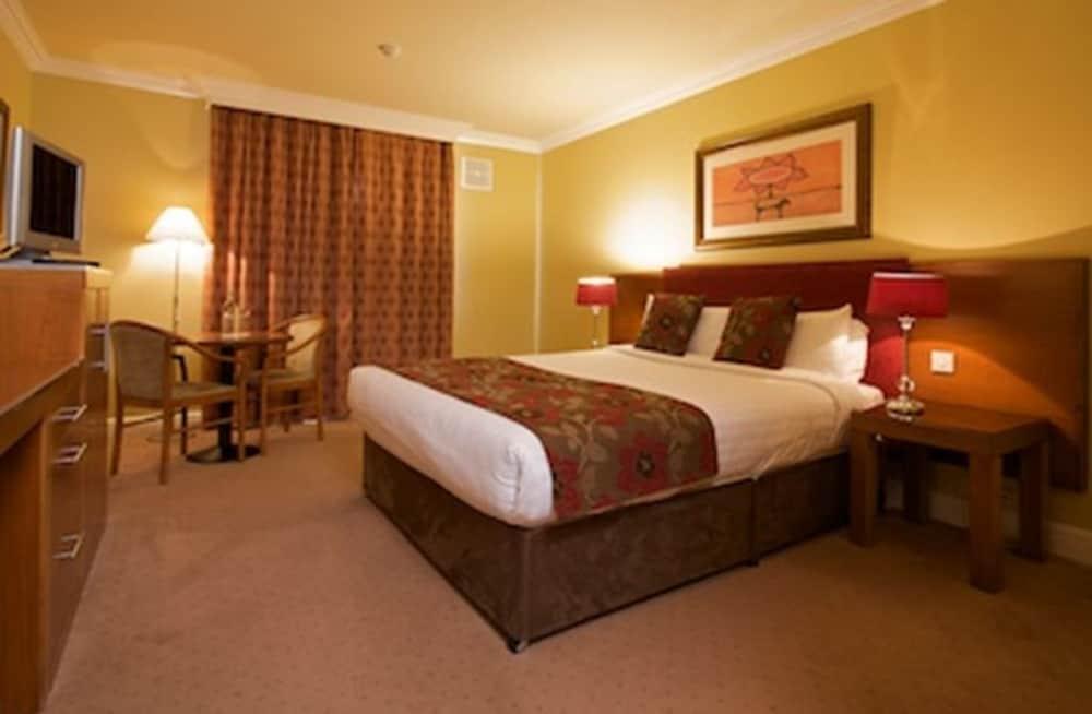 Hamlet Court Hotel Johnstown Bridge Luaran gambar