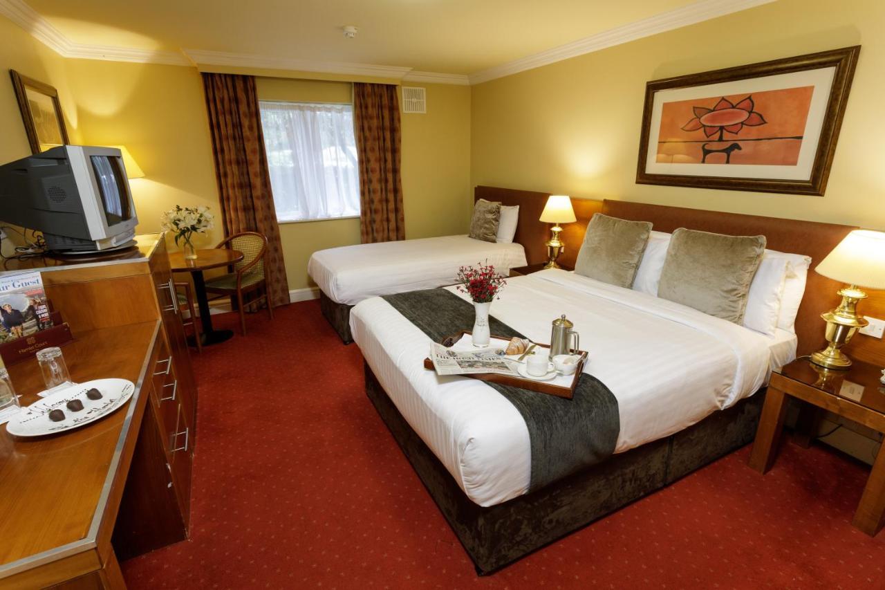 Hamlet Court Hotel Johnstown Bridge Luaran gambar
